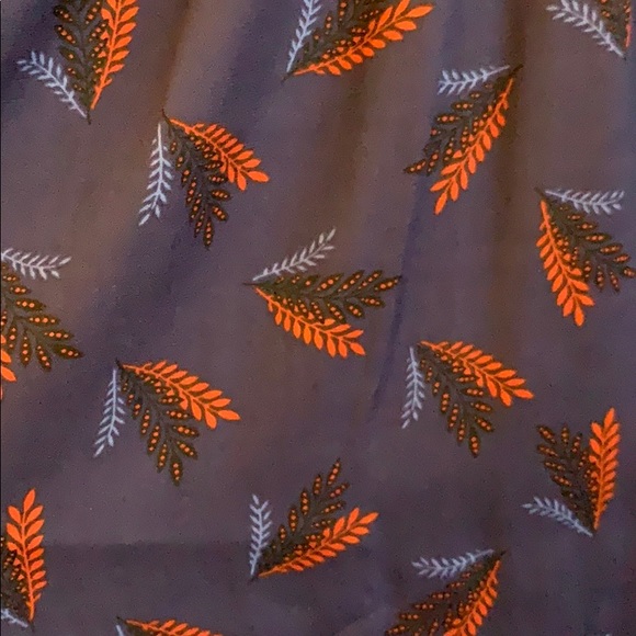 LOFT Patterned Blouse - Picture 2 of 8